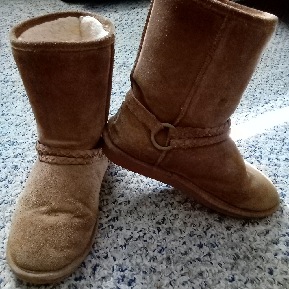 BearPaw boots